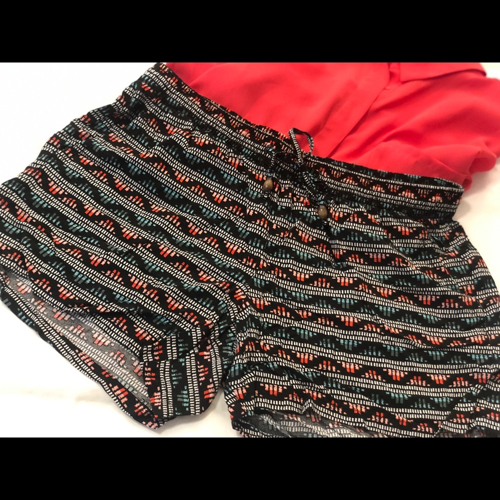 Women’s Old Navy Soft Shorts with Pockets!